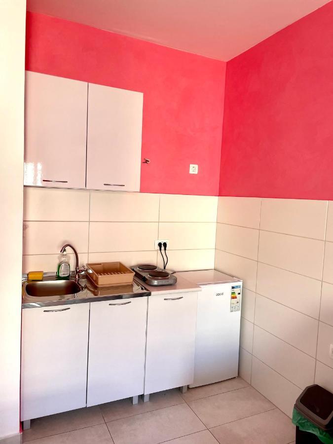Naki Apartmani 波德戈里察 外观 照片